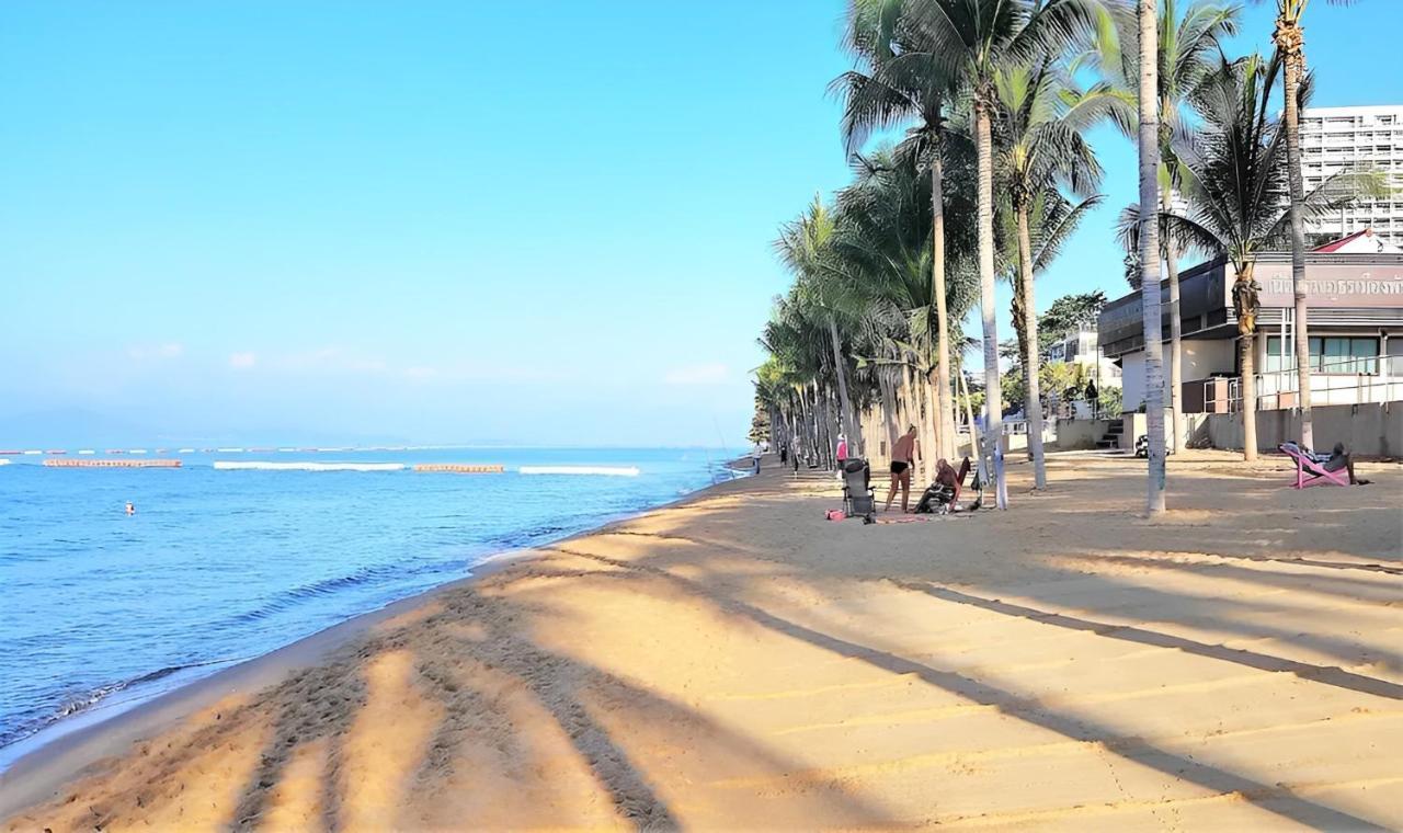Sea View Beachfront Condos Pattaya Jomtien Beach Esterno foto