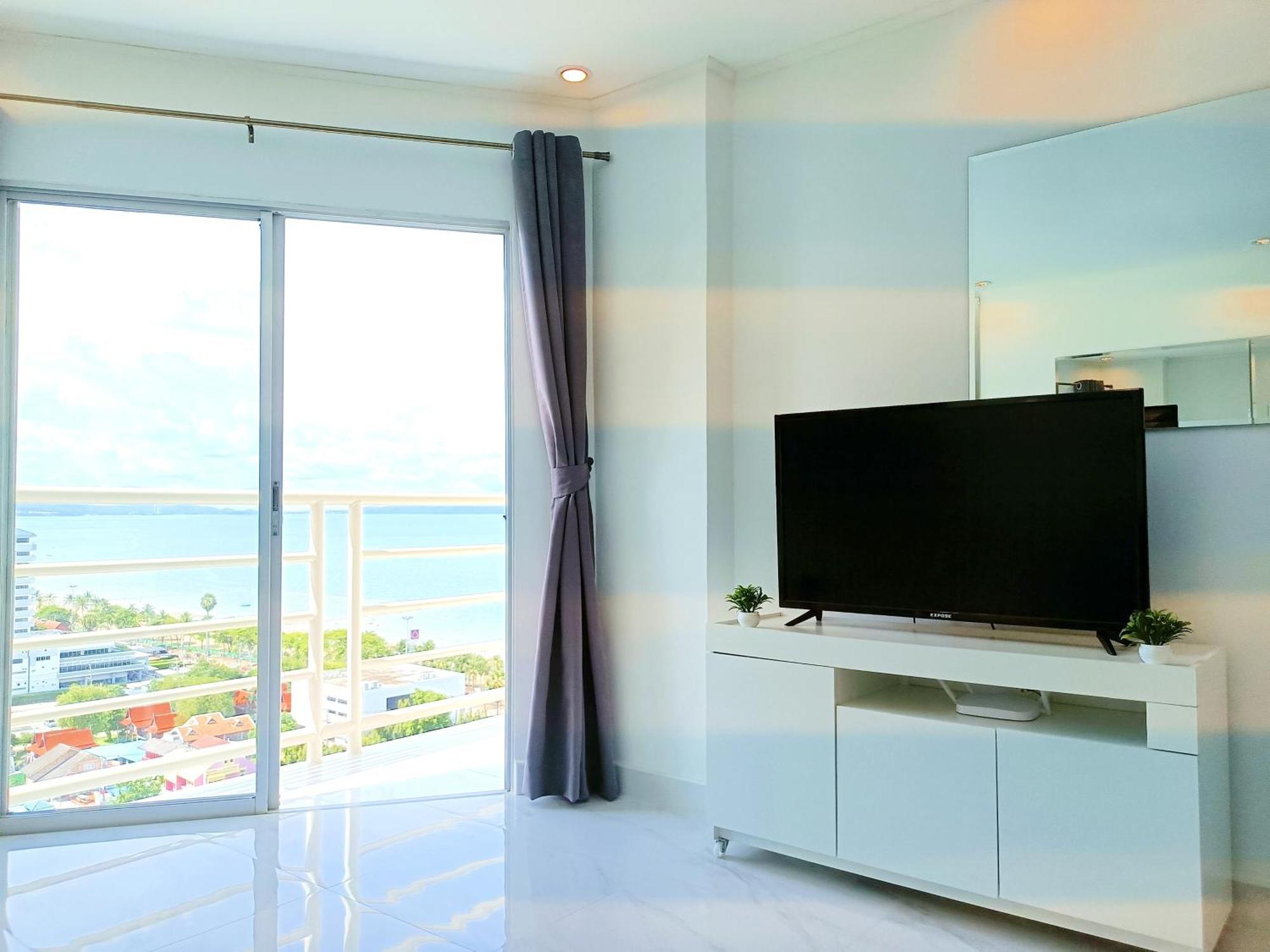 Sea View Beachfront Condos Pattaya Jomtien Beach Esterno foto
