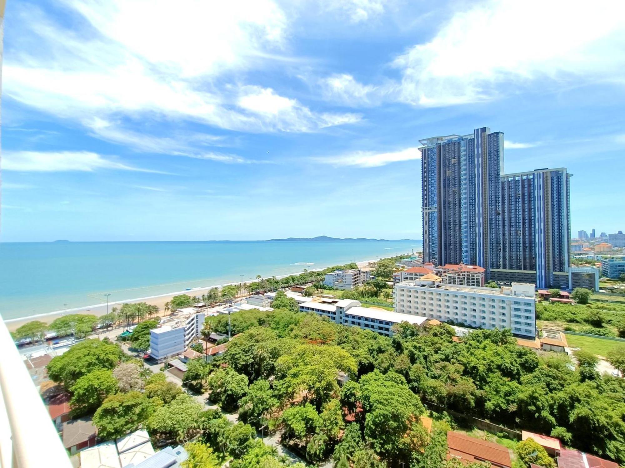 Sea View Beachfront Condos Pattaya Jomtien Beach Esterno foto