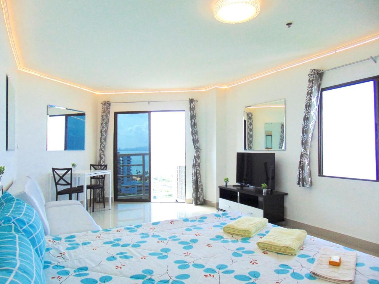 Sea View Beachfront Condos Pattaya Jomtien Beach Esterno foto