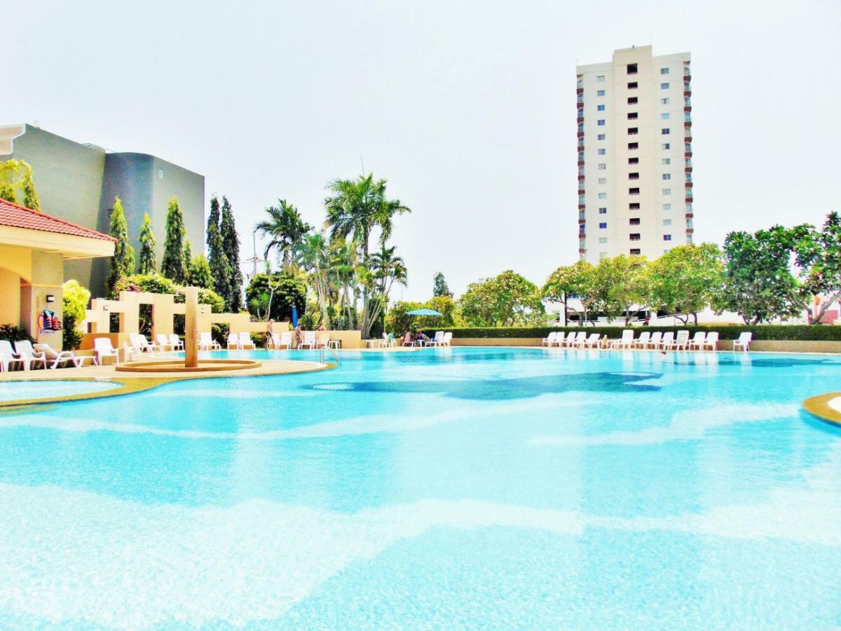 Sea View Beachfront Condos Pattaya Jomtien Beach Esterno foto